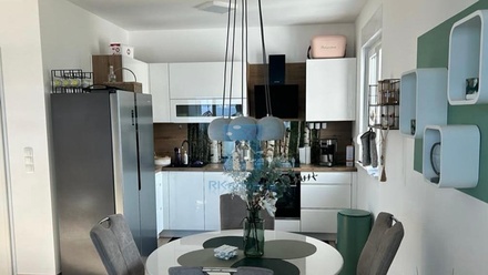 Prodej bytu 3+kk 56 m², Slatine,Chorvatsko