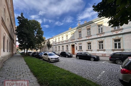 Pronájem kanceláře 10 m², Kroměříž