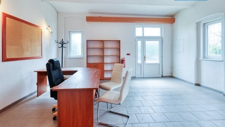 Prodej kanceláře 50 m², Karlovy Vary