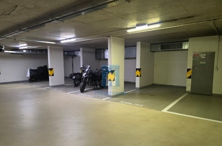 Prodej garáže 37 m², Praha 9