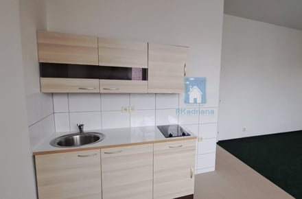Pronájem bytu 1+kk 28 m², Plzeň 3
