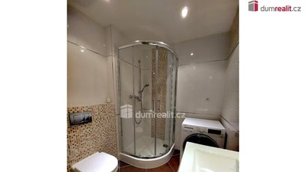 Prodej bytu 1+kk 37 m², Praha 18