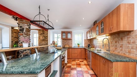 Prodej rodinného domu 300 m², Čeřeniště