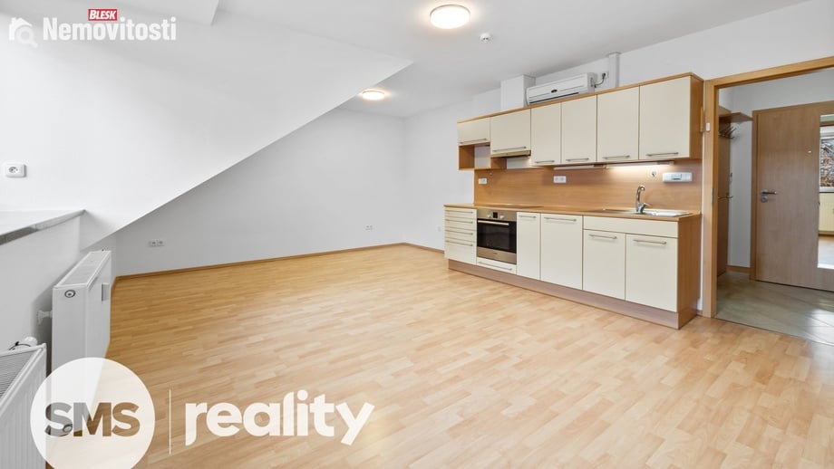 Pronájem bytu 1+kk 34 m², Humpolec