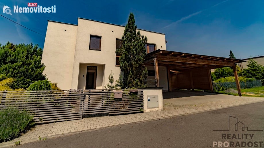 Pronájem rodinného domu 296 m², Ostrava - Krásné Pole