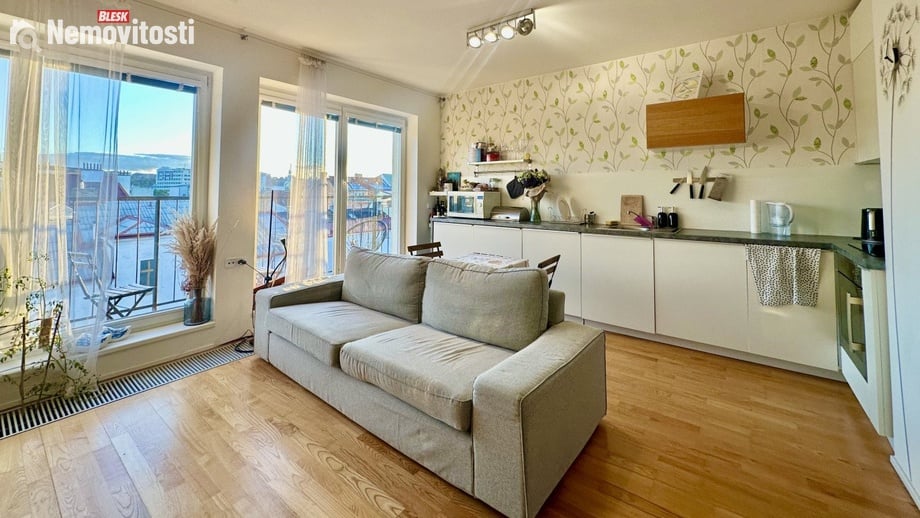 Pronájem bytu 2+kk 47 m², Praha 8