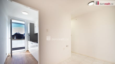 Pronájem bytu 2+1 52 m², Lhenice