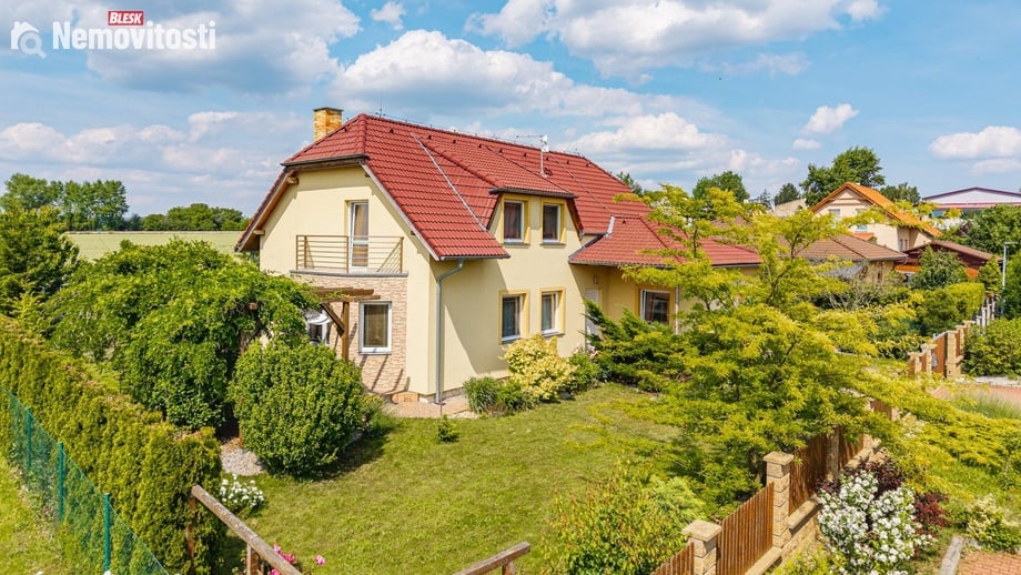 Prodej rodinného domu 222 m², Hostomice