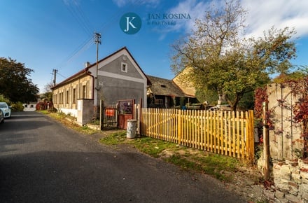 Prodej rodinného domu 180 m², Velemín - Bílinka