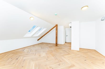 Prodej bytu 2+kk 54 m², Praha - Vršovice