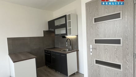 Pronájem bytu 1+1 33 m², Ústí nad Labem-Severní Terasa