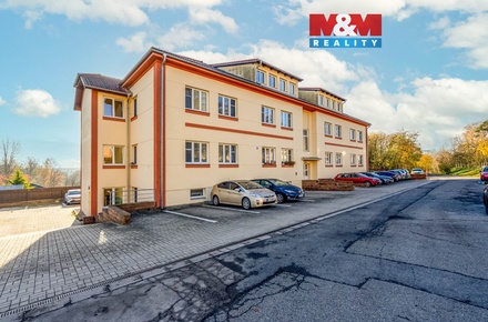 Prodej bytu 1+kk 36 m², Milovice