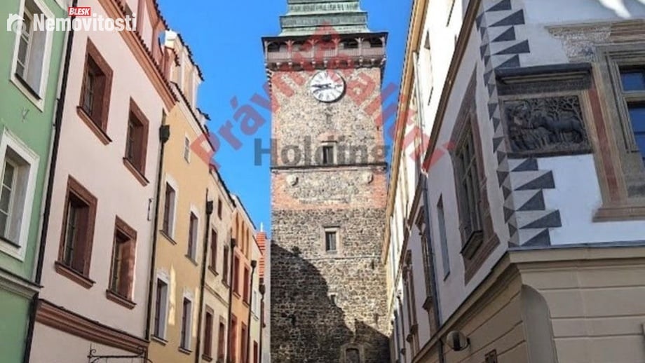 Pronájem bytu 3+1 90 m², Pardubice-Staré Město