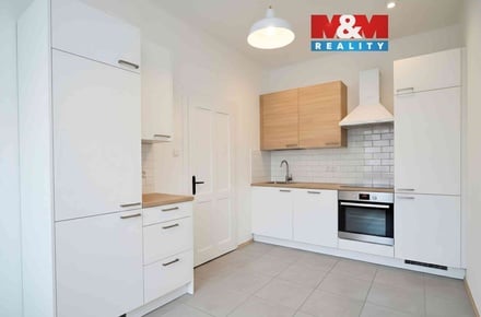 Prodej bytu 3+1 98 m², Krnov