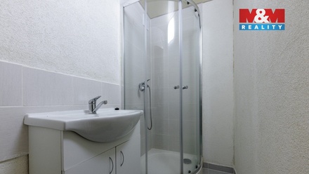 Prodej bytu 1+1 36 m², Karlovy Vary