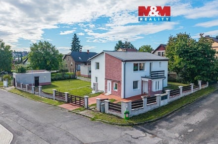 Prodej rodinného domu 160 m², Podlesí