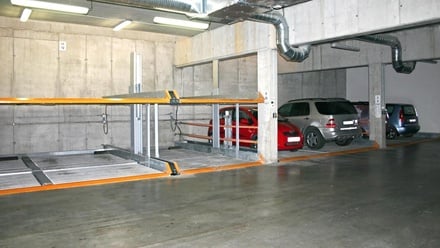 Prodej garážového stání 11 m², Královo Pole