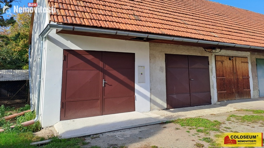 Prodej garáže 18 m², Knínice