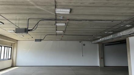 Pronájem obchodního prostoru 829 m², Nupaky