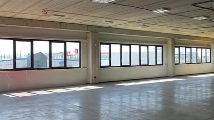 Pronájem obchodního prostoru 829 m², Nupaky