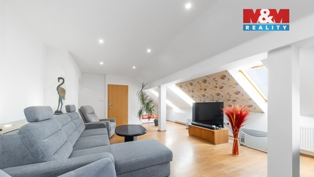 Prodej rodinného domu 327 m², Rohatec