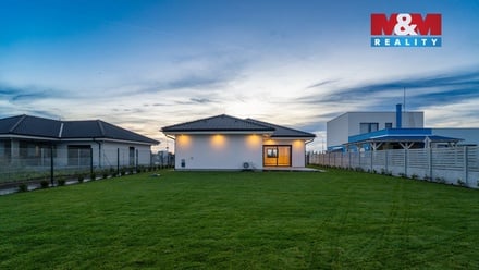 Prodej rodinného domu 153 m², Jenštejn