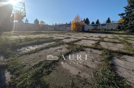 Pronájem skladu 3 000 m², Nové Strašecí