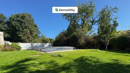 Prodej rodinného domu 228 m², Ohrobec