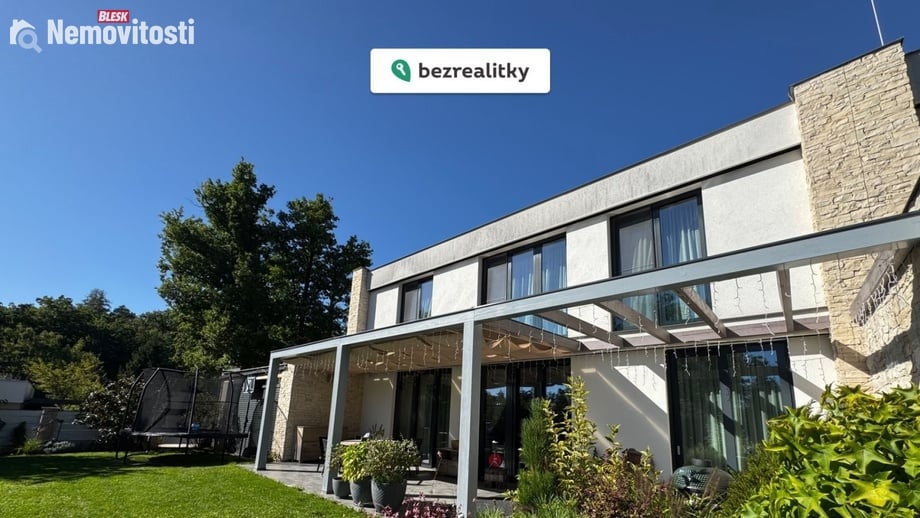 Prodej rodinného domu 228 m², Ohrobec