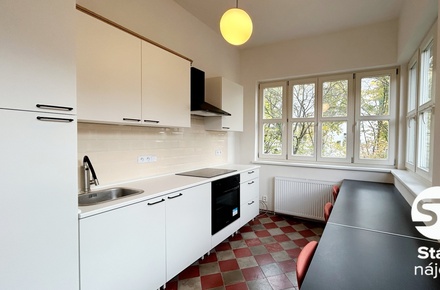 Pronájem bytu 2+1 60 m², Poděbrady II