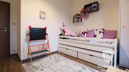 Pronájem bytu 3+kk 74 m², Praha - Hostivař