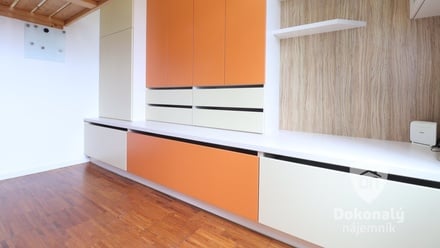 Pronájem bytu 1+kk 16 m², Praha - Střešovice