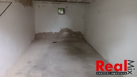 Prodej garáže 18 m², Hrušovany nad Jevišovkou