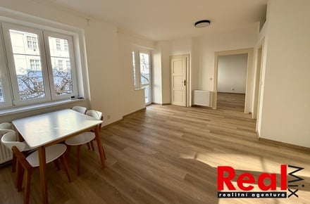 Pronájem bytu 2+kk 59 m², Brno - Veveří