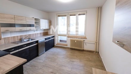 Pronájem bytu 2+1 65 m², Orlová - Lutyně