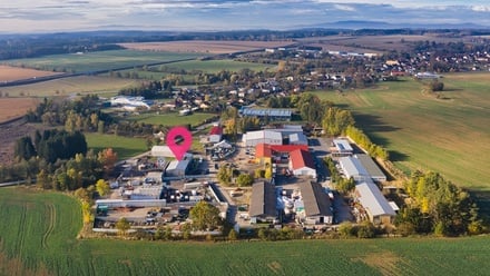 Prodej komerční nemovitosti 2 500 m², Lišov