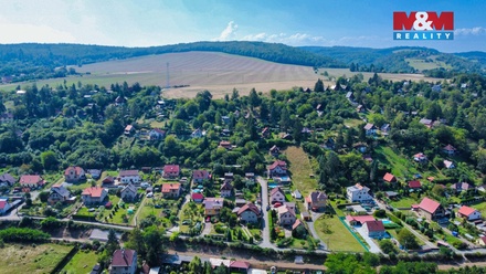 Prodej stavebního pozemku 2 251 m², Nižbor