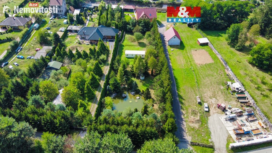 Prodej stavebního pozemku 2 251 m², Nižbor