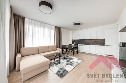 Pronájem bytu 3+kk 80 m², Praha 9