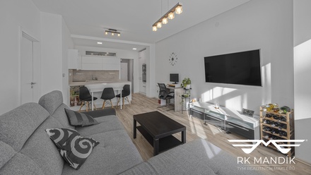 Pronájem bytu 2+kk 55 m², Praha - Libeň