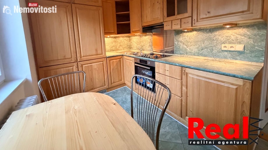 Pronájem bytu 1+1 30 m², Brno-město