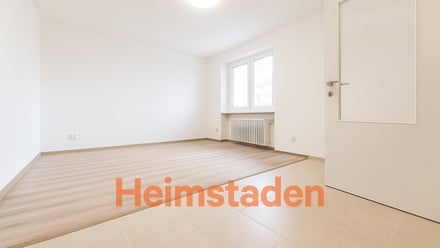 Pronájem bytu 1+kk 28 m², Havířov-Prostř.Suchá - Havířov - Prostřední Suchá
