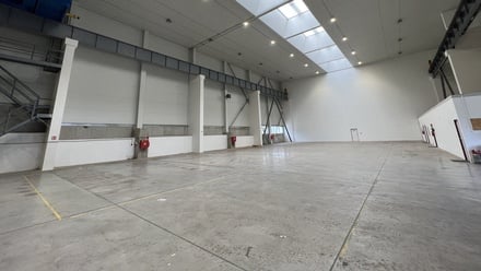 Pronájem výrobního prostoru 1 380 m², Plzeň