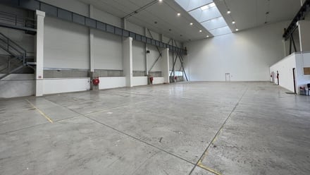 Pronájem výrobního prostoru 1 380 m², Plzeň