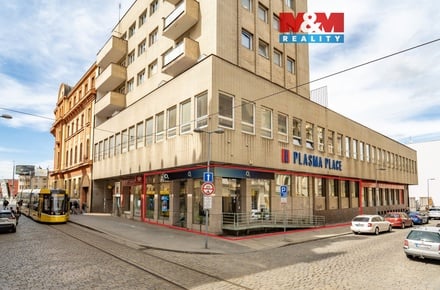 Pronájem obchodního prostoru 182 m², Plzeň 3
