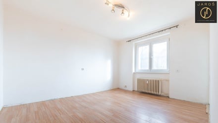 Prodej bytu 1+1 32 m², Stochov