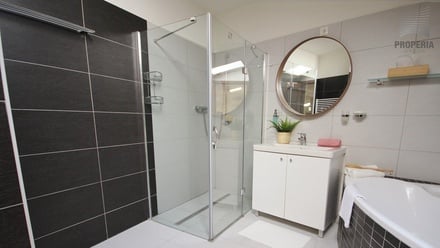 Pronájem bytu 4+kk 118 m², Brno - Žebětín