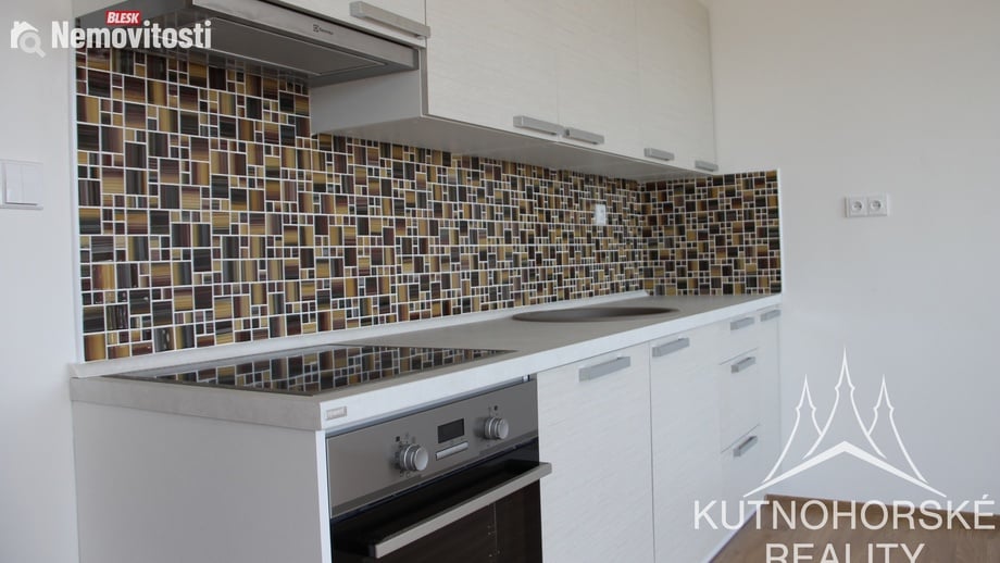 Pronájem bytu 1+kk 38 m², Kutná Hora - Karlov