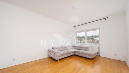 Pronájem bytu 2+kk 43 m², Praha 5