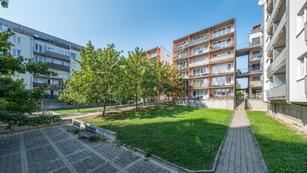 Prodej garážového stání 18 m², Praha 10